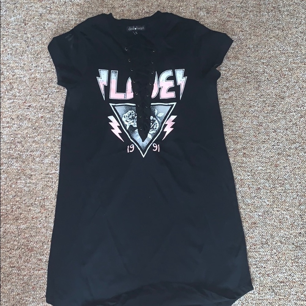 Lace up mini dress. T-shirt material.
